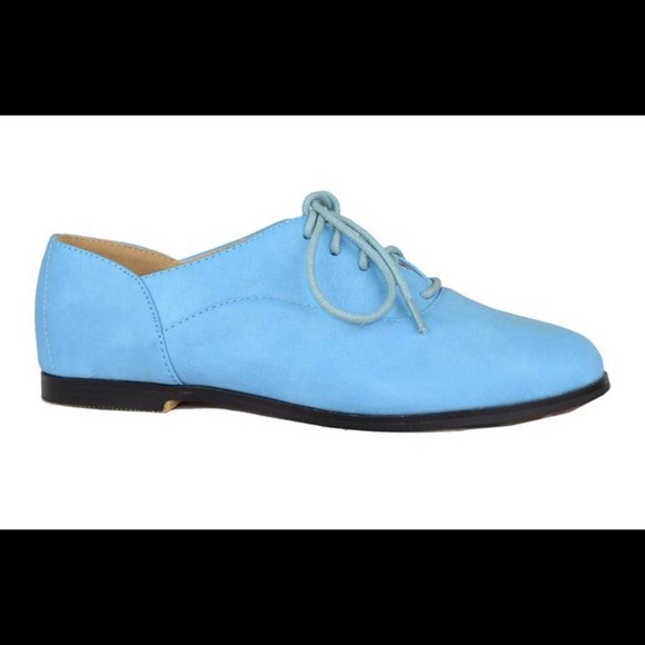 Shoes - ⭐️ Women's Flat Heel Pointed Toe Lace Up Oxford